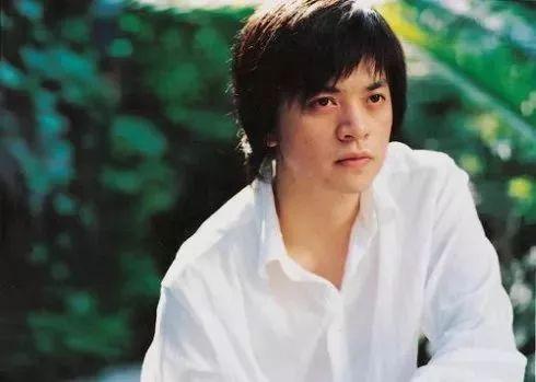 李健个人资料妻子,揭秘音乐才子背后的贤内助